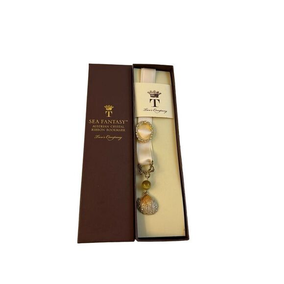 Twos Company Sea Fantasy Book marker Crystal Ribbon Cream Bling Seashell Boxed P - Picture 1 of 4